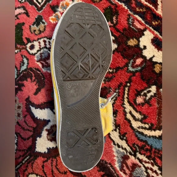 Yellow high top Converse size Mens size 8 - Picture 3 of 3